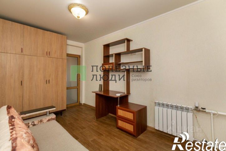2-комн квартира проспект Октябрьской Революции, 67,  д. 67