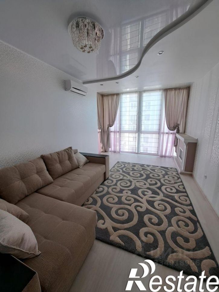 3-комн квартира улица Колобова, 34/1,  д. 34/1