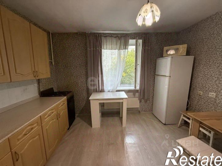 2-комн квартира улица Генерала Мельника, 17,  д. 17