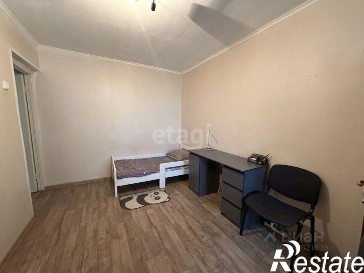 2-комн квартира улица Генерала Мельника, 17,  д. 17