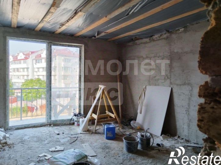 1-комн квартира улица Авиаторов, 100,  д. 100