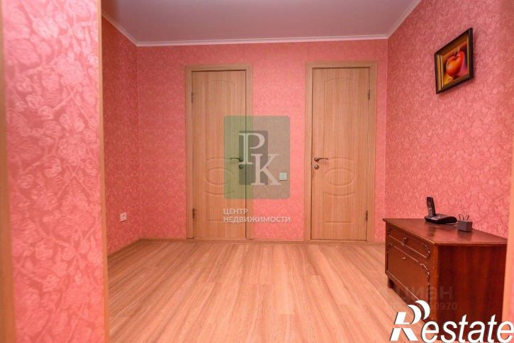 2-комн квартира улица Меньшикова, 84,  д. 84