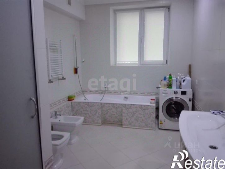 5-комн квартира улица Иванищева, 17,  д. 17