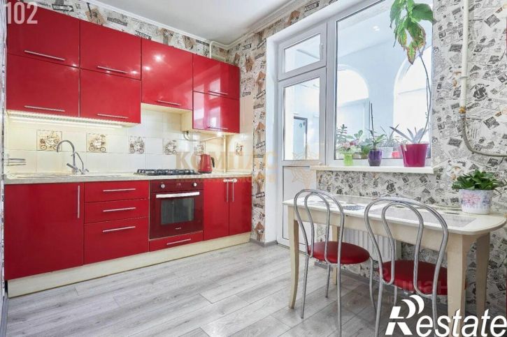 1-комн квартира Античный проспект, 52,  д. 52