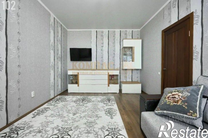 1-комн квартира Античный проспект, 52,  д. 52