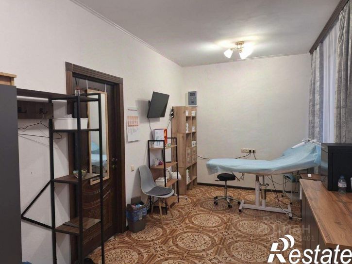 5-комн квартира улица Адмирала Юмашева, 24,  д. 24