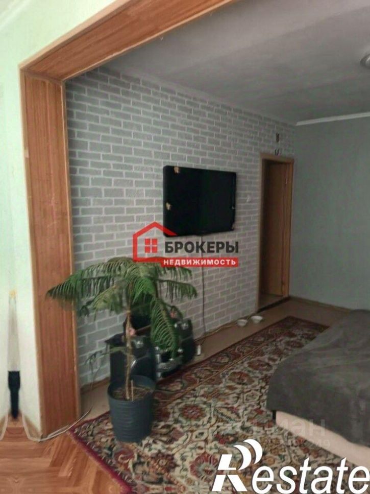 3-комн квартира улица Генерала Мельника, 1,  д. 1