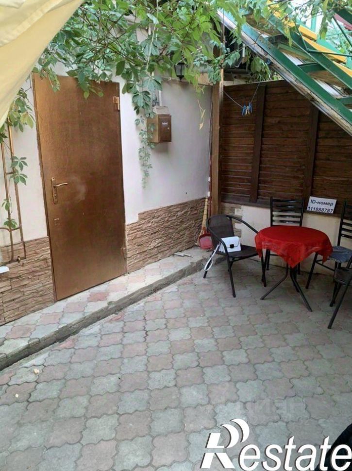 2-комн квартира улица Шаляпина, 3,  д. 3