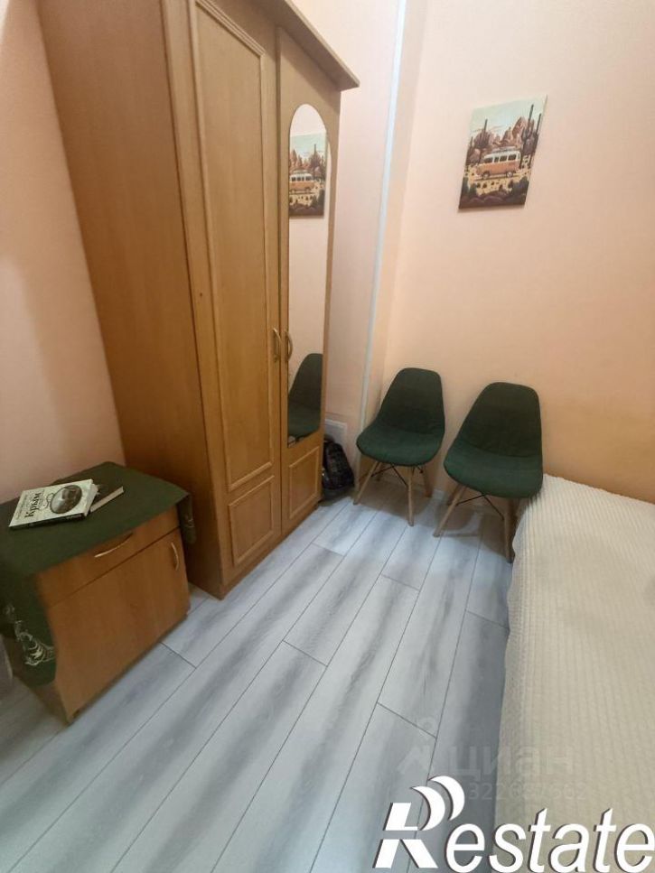 2-комн квартира улица Шаляпина, 3,  д. 3