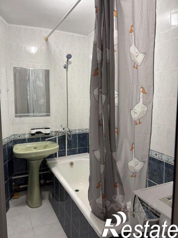 2-комн квартира проспект Генерала Острякова, 128,  д. 128