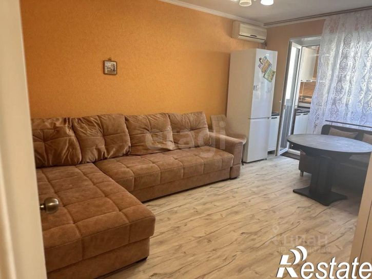 2-комн квартира 3-й микрорайон, 88,  д. 88
