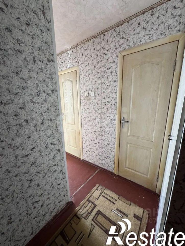 3-комн квартира 1-й микрорайон, 37,  д. 37