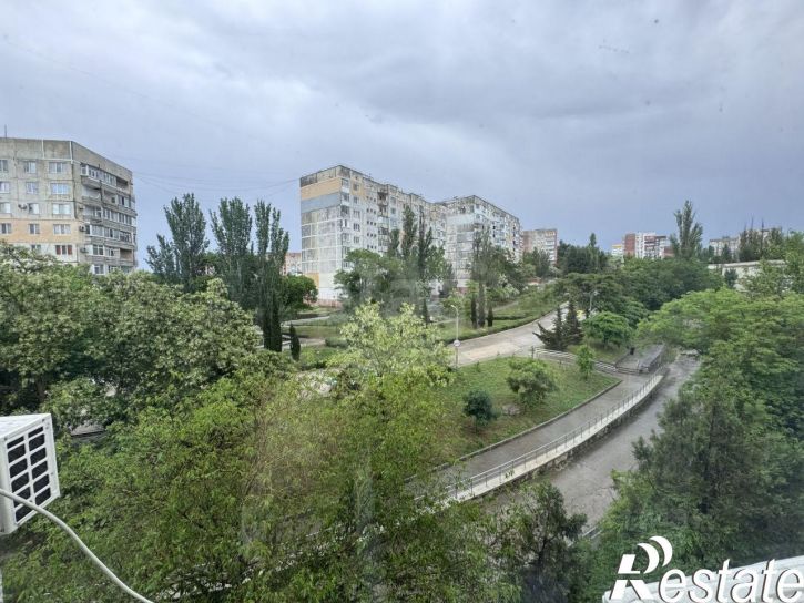 2-комн квартира 3-й микрорайон, 88,  д. 88