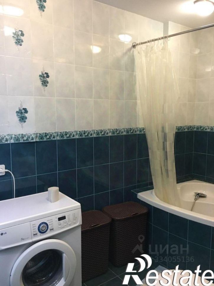 2-комн квартира проспект Генерала Острякова, 250,  д. 250