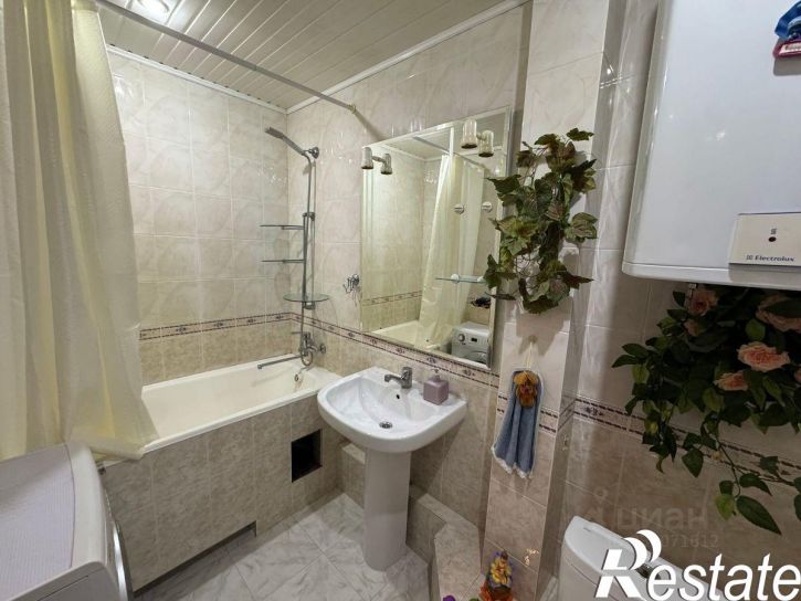 3-комн квартира улица Хрусталёва, 87,  д. 87