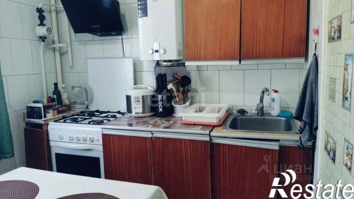 3-комн квартира улица Первушина, 12,  д. 12