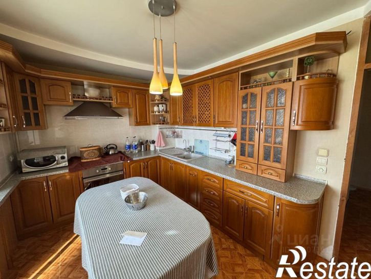 3-комн квартира улица Хрусталёва, 87,  д. 87