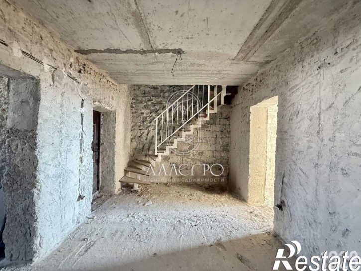 4-комн квартира Античный проспект, 4,  д. 4