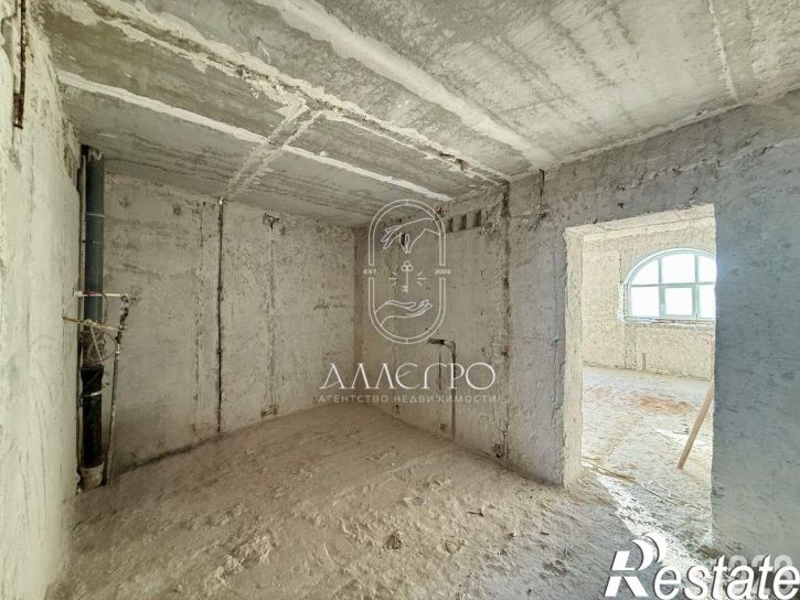 4-комн квартира Античный проспект, 4,  д. 4