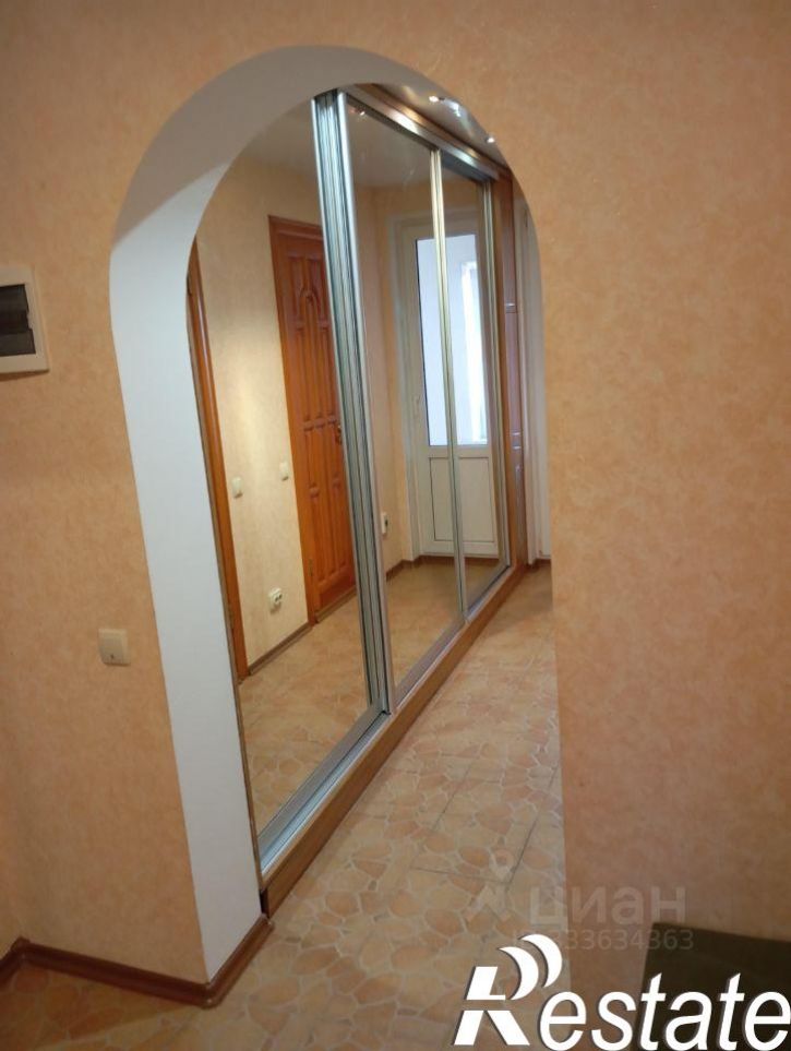 2-комн квартира проспект Октябрьской Революции, 23 к3,  д. 23 к3