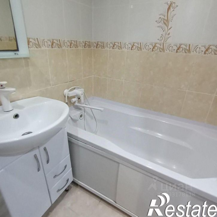 2-комн квартира улица Первушина, 2,  д. 2