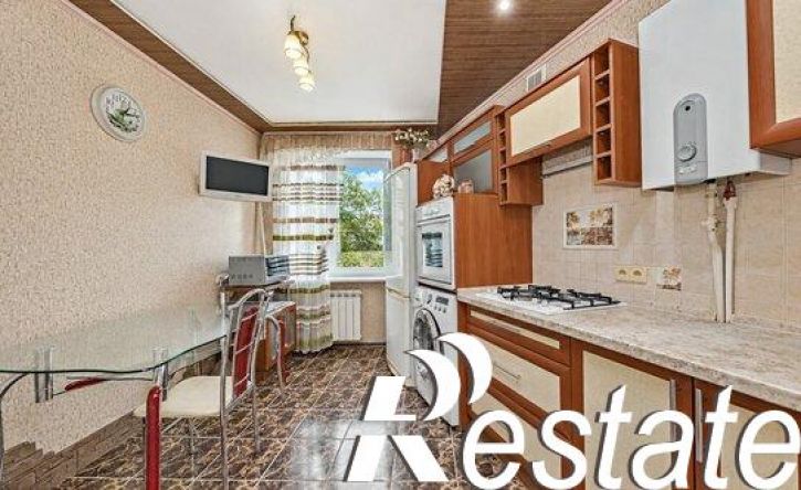 2-комн квартира улица Хрусталёва, 137,  д. 137