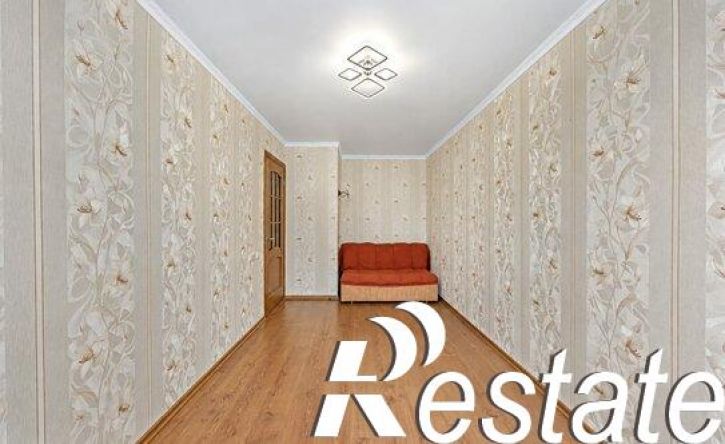 2-комн квартира улица Хрусталёва, 137,  д. 137