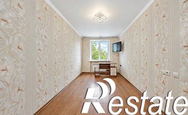 2-комн квартира улица Хрусталёва, 137,  д. 137