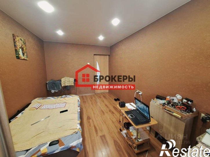 1-комн квартира Менжинского улица, 33,  д. 33