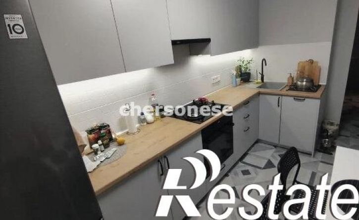 2-комн квартира улица Комбрига Потапова, 31,  д. 31