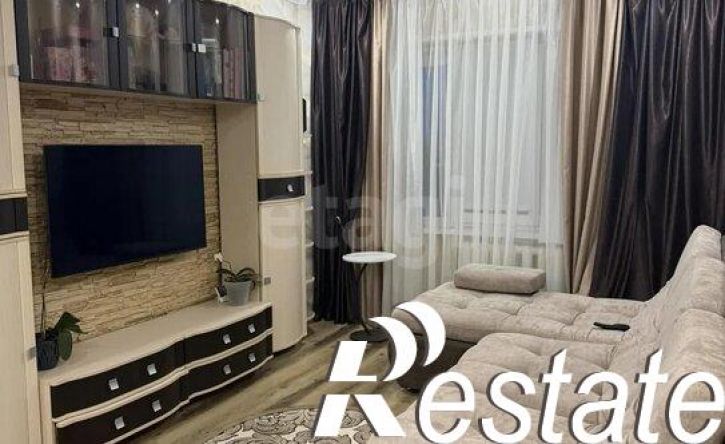 4-комн квартира улица Гоголя, 52,  д. 52