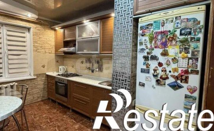 4-комн квартира улица Гоголя, 52,  д. 52
