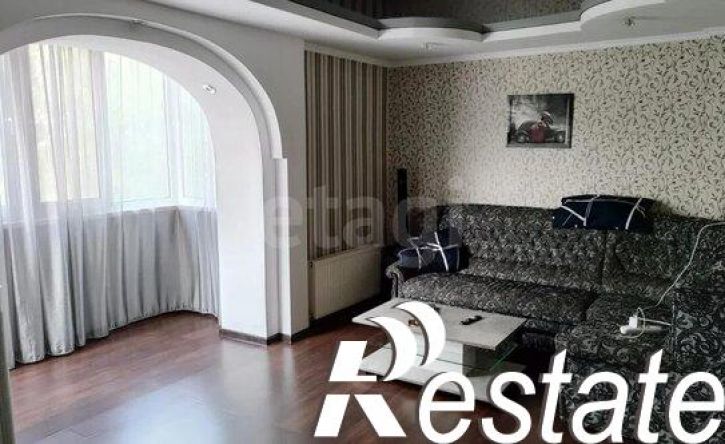 4-комн квартира улица Генерала Захарова, 23,  д. 23