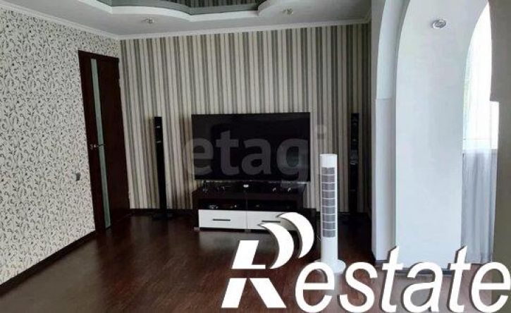 4-комн квартира улица Генерала Захарова, 23,  д. 23