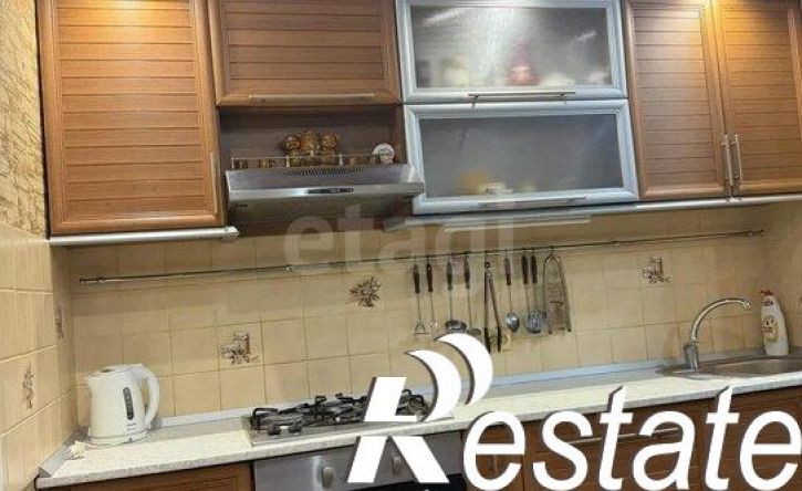 4-комн квартира улица Гоголя, 52,  д. 52