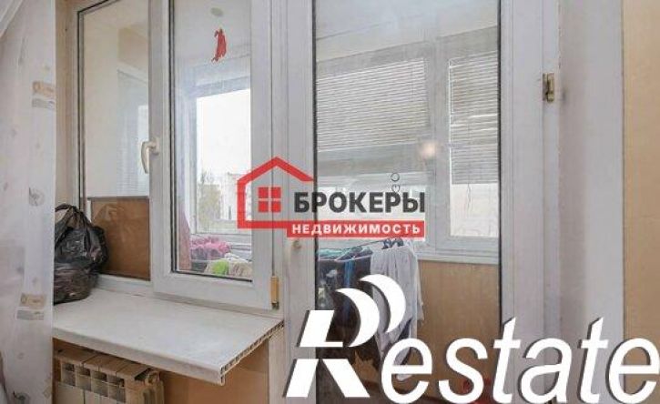 2-комн квартира улица Маршала Крылова, 21,  д. 21
