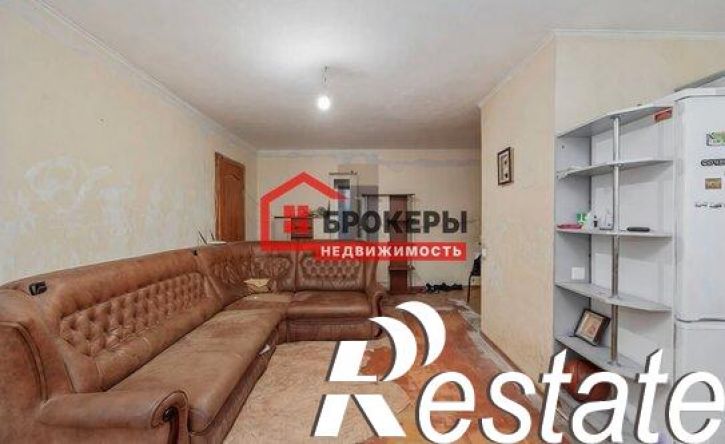 2-комн квартира улица Маршала Крылова, 21,  д. 21