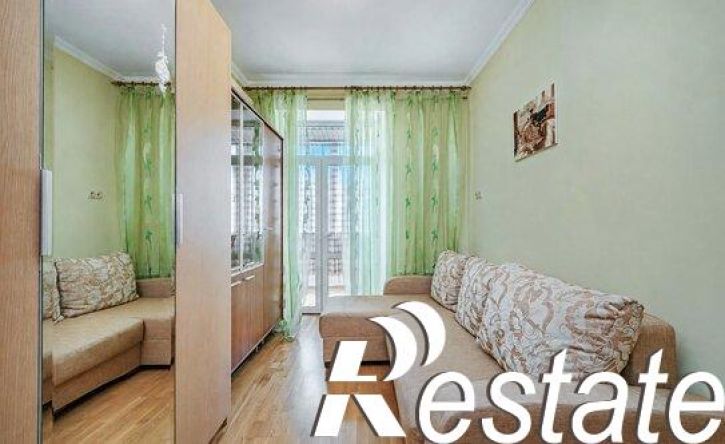 3-комн квартира улица Генерала Петрова, 1,  д. 1