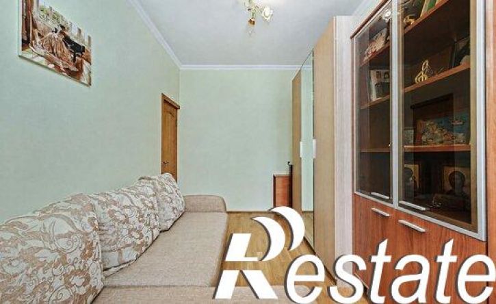 3-комн квартира улица Генерала Петрова, 1,  д. 1