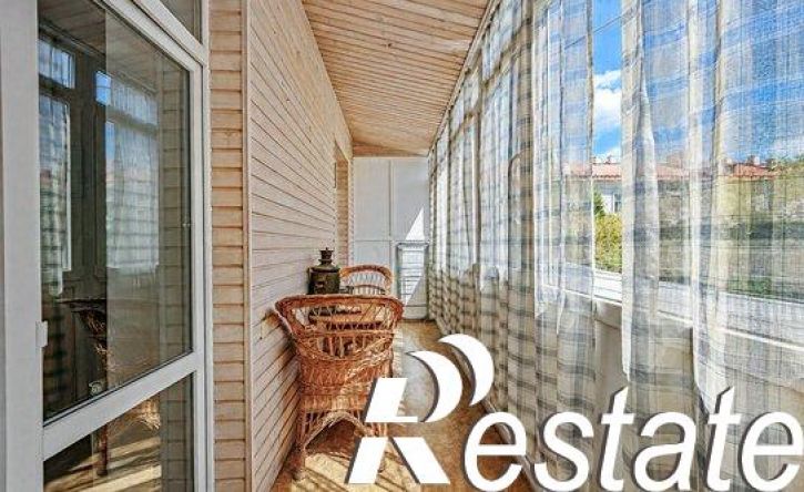 3-комн квартира улица Генерала Петрова, 1,  д. 1