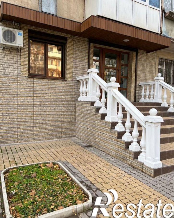Торговое помещение улица Толстого, 11,  д. 11