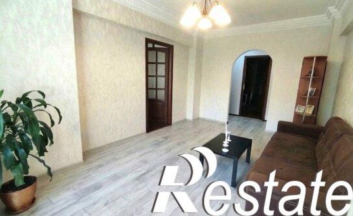 4-комн квартира улица Гоголя, 24,  д. 24