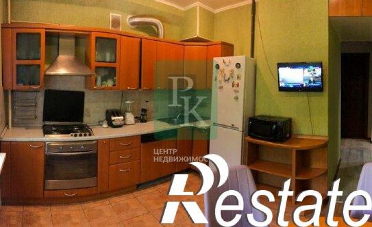 4-комн квартира улица Гоголя, 24,  д. 24