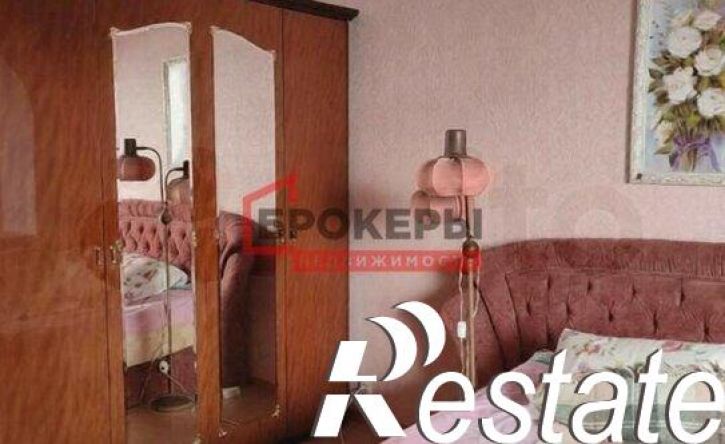3-комн квартира проспект Октябрьской Революции, 42,  д. 42