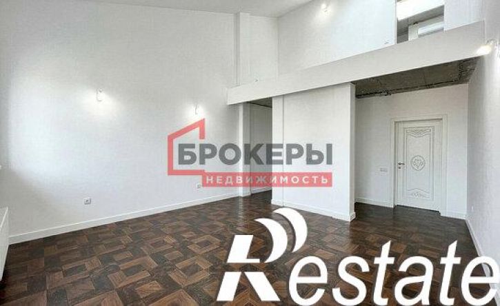 3-комн квартира Античный проспект, 4,  д. 4