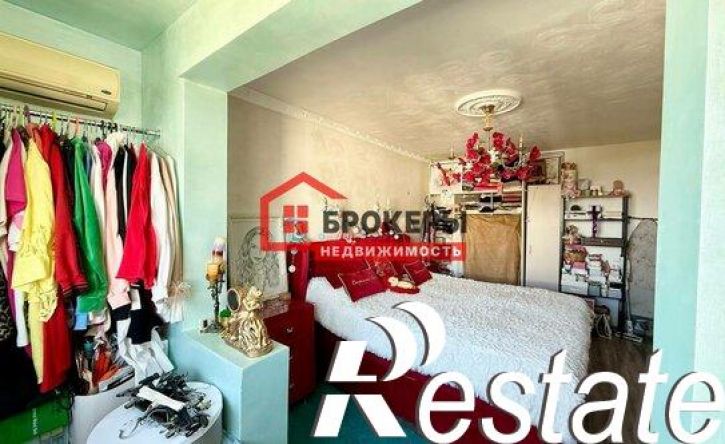 4-комн квартира проспект Генерала Острякова, 232,  д. 232