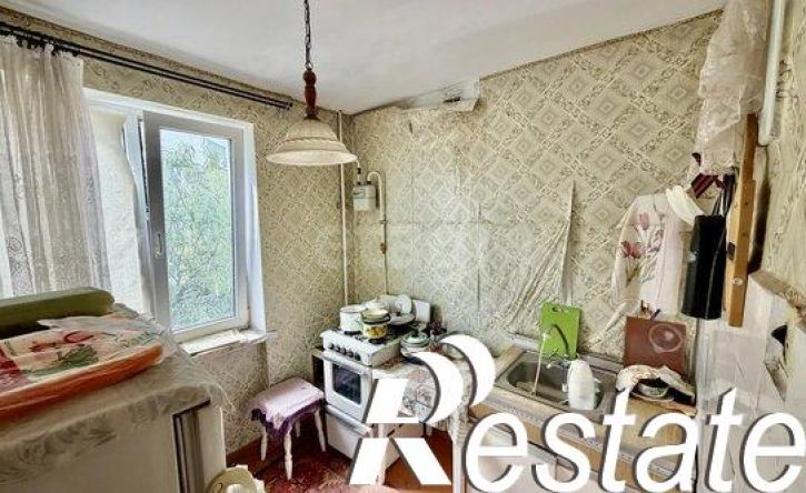 2-комн квартира проспект Октябрьской Революции, 25,  д. 25