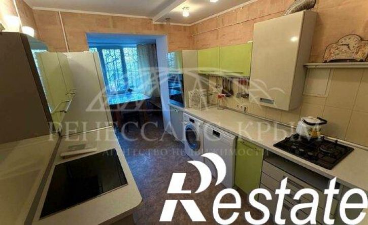 3-комн квартира улица Адмирала Юмашева, 15Б,  д. 15Б