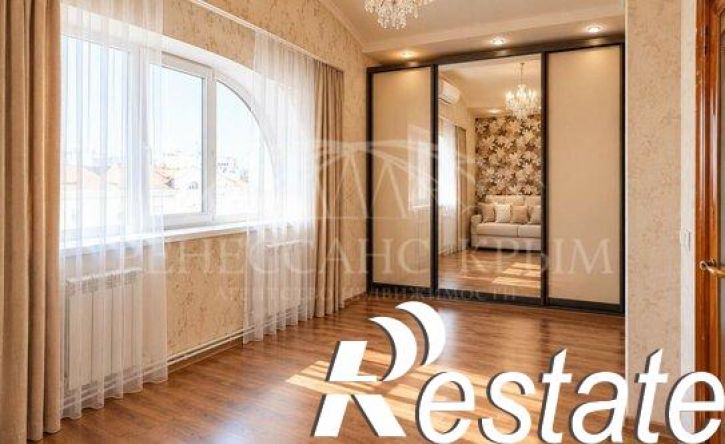 5-комн квартира улица Куликово Поле, 3,  д. 3