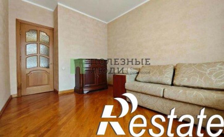 3-комн квартира улица Суворова, 22,  д. 22
